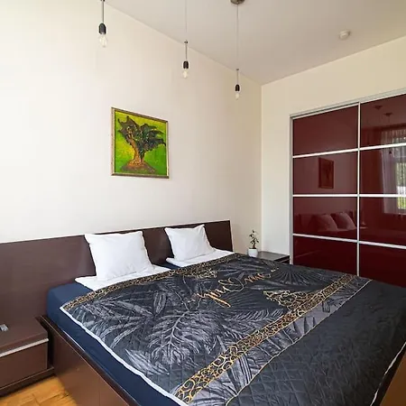 Διαμέρισμα Comfortable 2-bedroom Βίλνιους