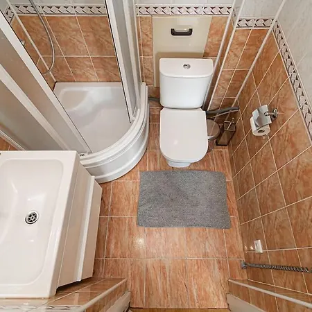 Comfortable 2-bedroom *